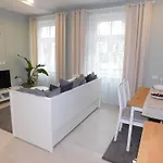 Cankar's Cute Apartman *